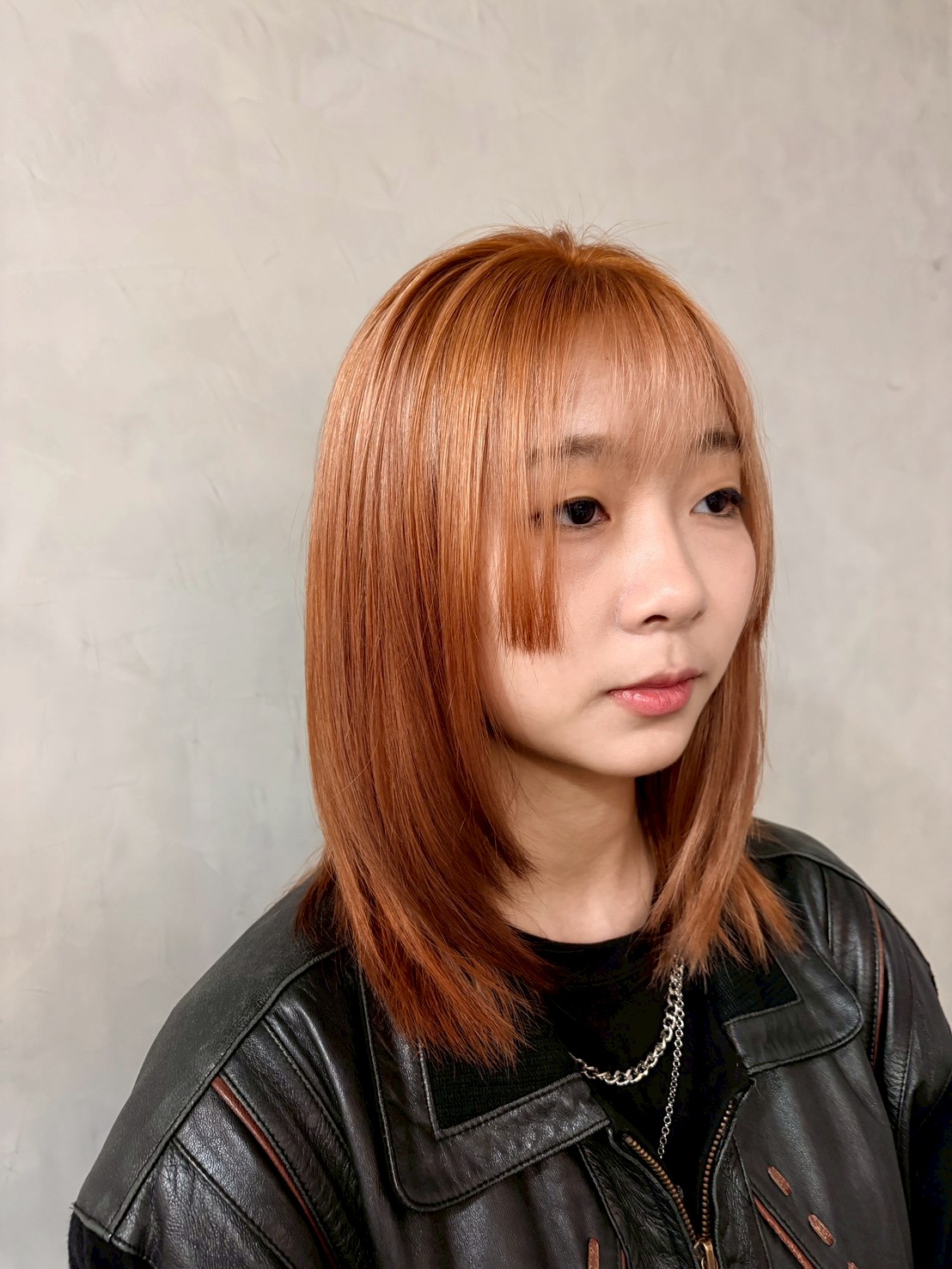 焦糖橘棕_新埔埔墘_首席設計師Mina